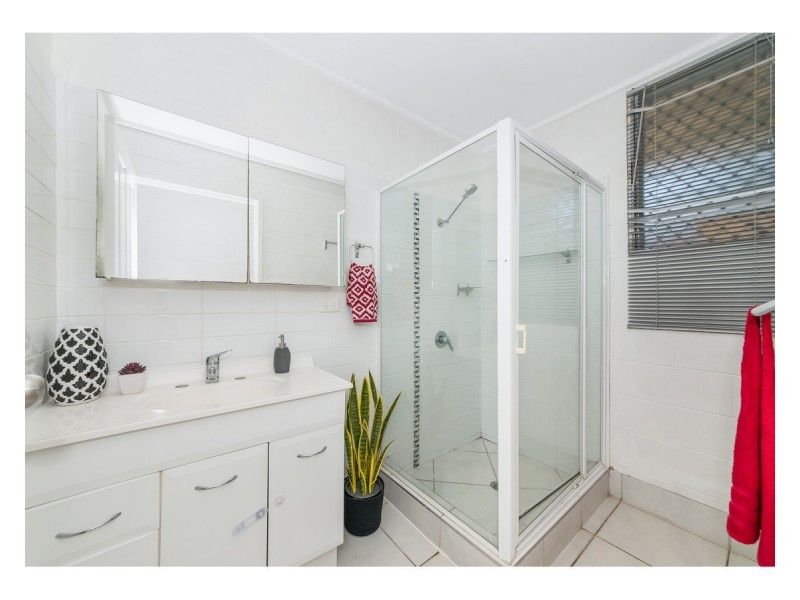 2/48 Marks Street, Hermit Park QLD 4812