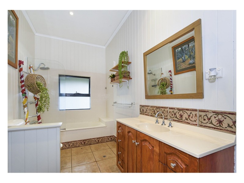 150 Howlett Street, Currajong QLD 4812