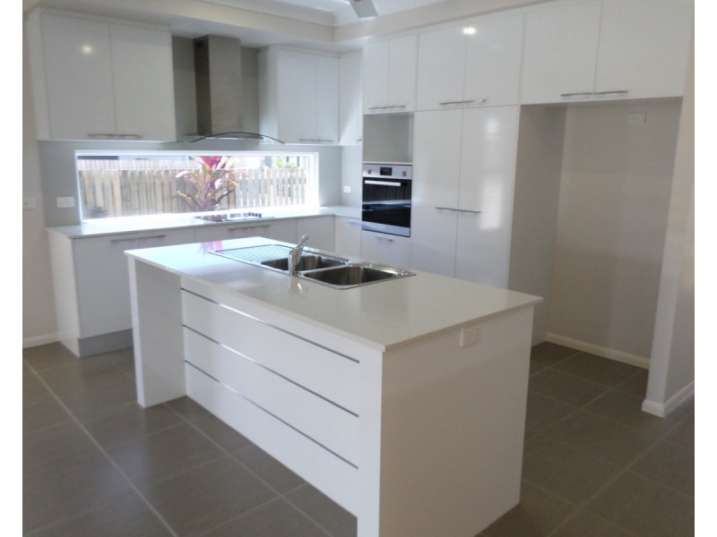 55 Kinnardy Street, Burdell QLD 4818