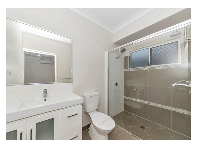 55 Kinnardy Street, Burdell QLD 4818