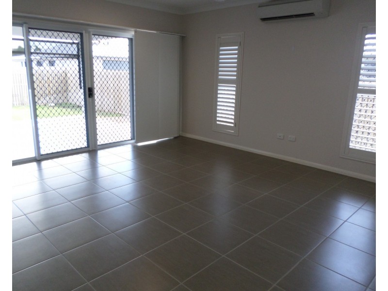 55 Kinnardy Street, Burdell QLD 4818