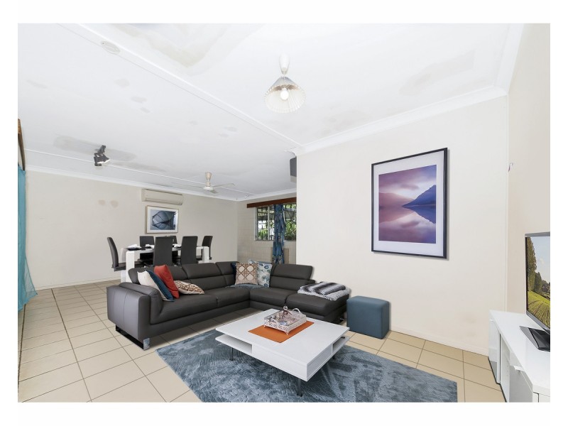 42 Lanark Street, Kirwan QLD 4817