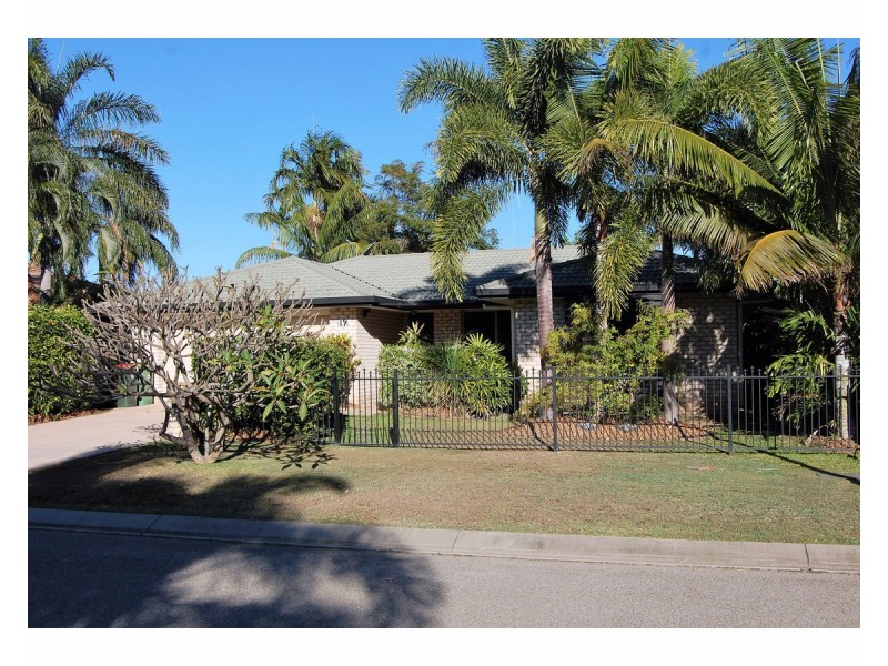 19 Wallace Circuit, Kirwan QLD 4817