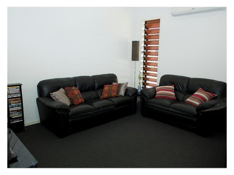 13 Shark Court, Mount Louisa QLD 4814