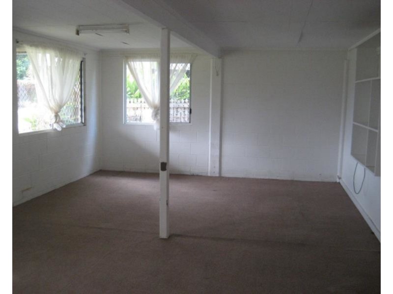 8 Tapiolas Avenue, Kirwan QLD 4817