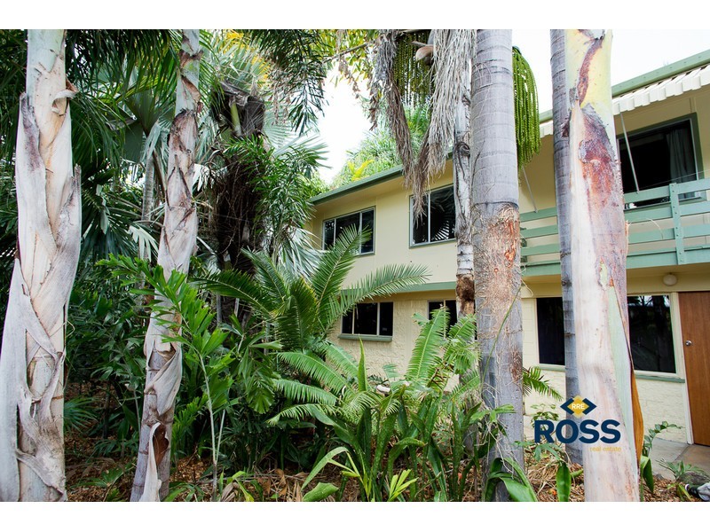 8 Deborah Street, Kelso QLD 4815