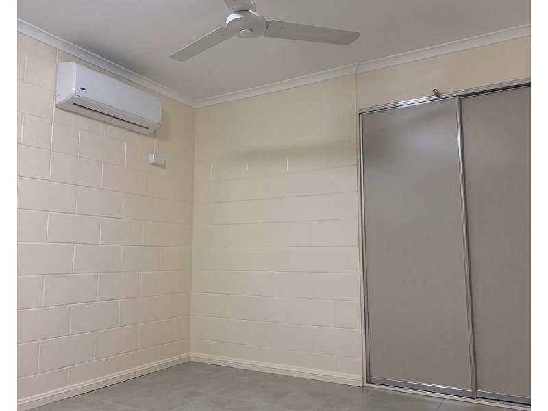 15 Fraire Street, Hermit Park QLD 4812