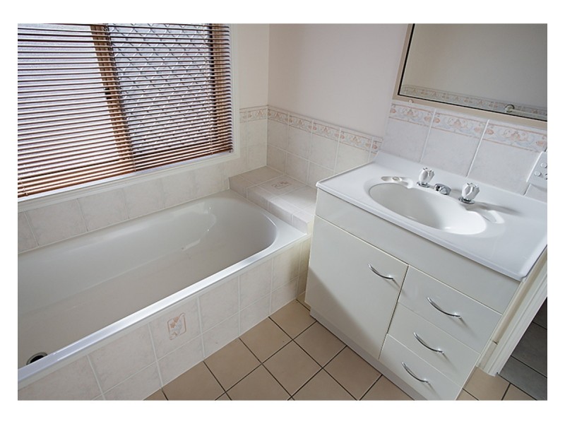 50 Morindo Drive, Kirwan QLD 4817