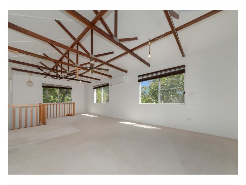 11 Shetland Place, Kelso QLD 4815