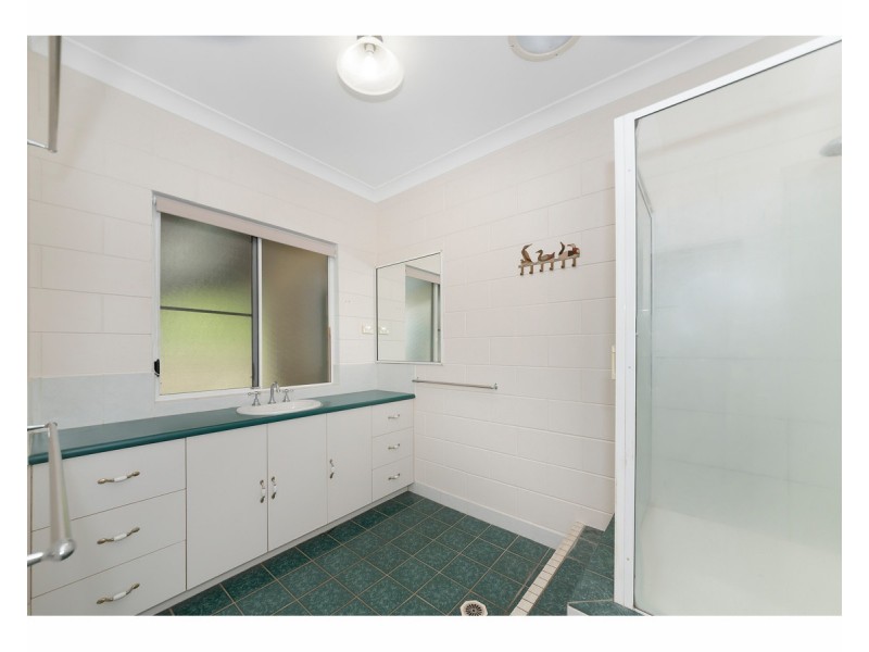 11 Shetland Place, Kelso QLD 4815