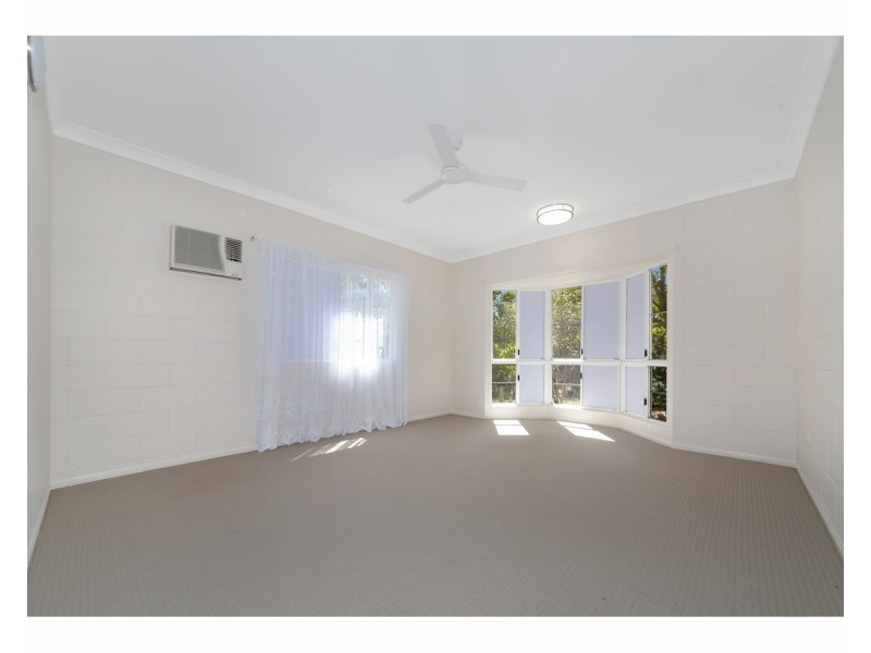 11 Shetland Place, Kelso QLD 4815