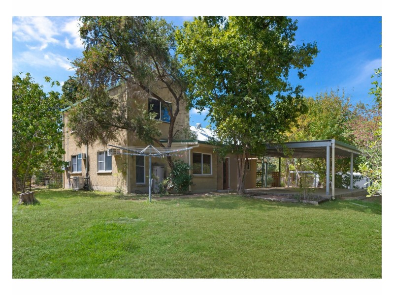 11 Shetland Place, Kelso QLD 4815