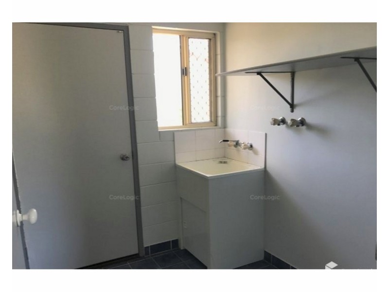 2 Lyndhurst Street, Mount Louisa QLD 4814