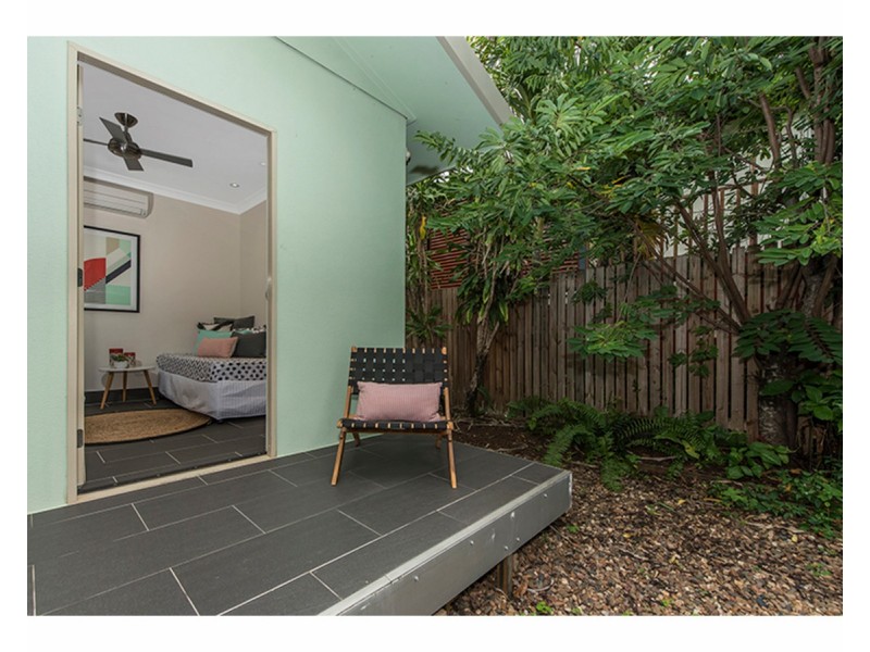 11 Margaret Street, West End QLD 4810