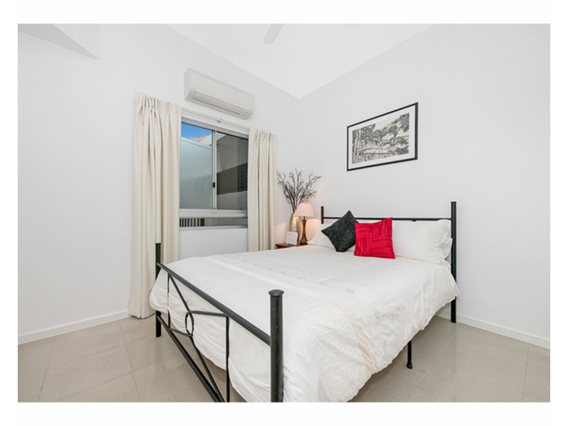 90/1 Stanton Terrace (Highpoint), Townsville City QLD 4810