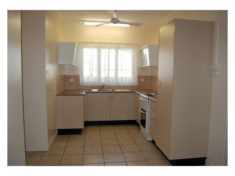 2/30 Russell Street, Aitkenvale QLD 4814