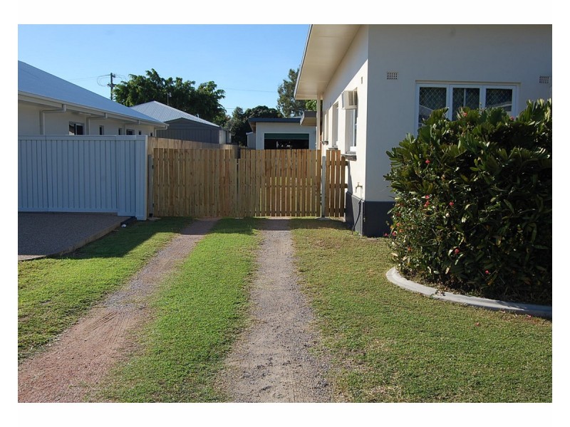 2/30 Russell Street, Aitkenvale QLD 4814