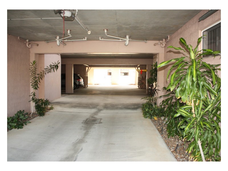 6/130 Eyre Street, North Ward QLD 4810