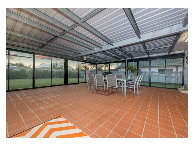 11 St Ives Street, Mount Louisa QLD 4814