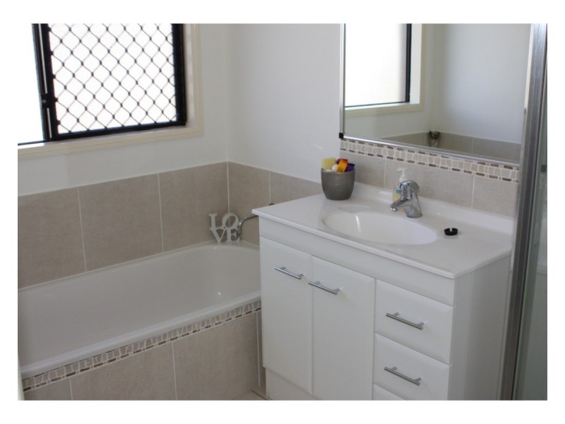 50 Brenton Circuit, Deeragun QLD 4818