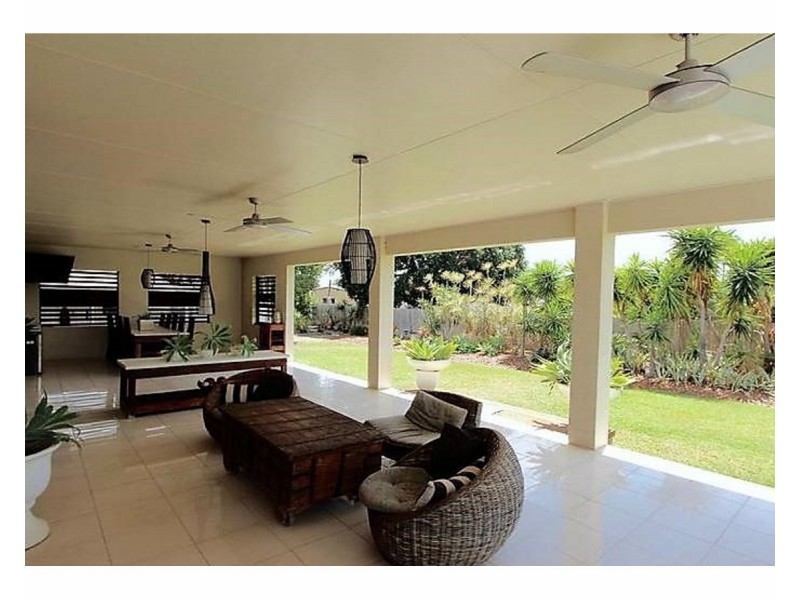 6 Bronco Court, Kelso QLD 4815