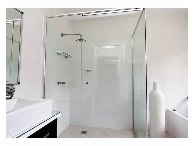 6 Bronco Court, Kelso QLD 4815