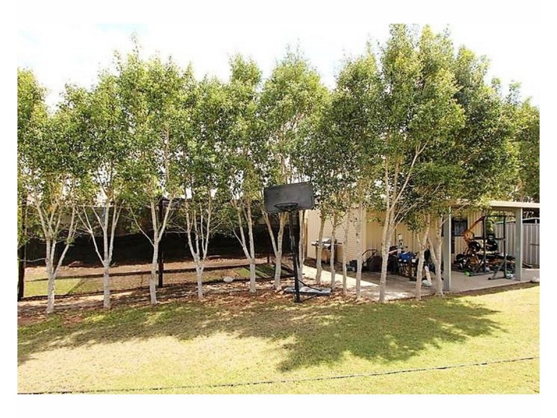 6 Bronco Court, Kelso QLD 4815