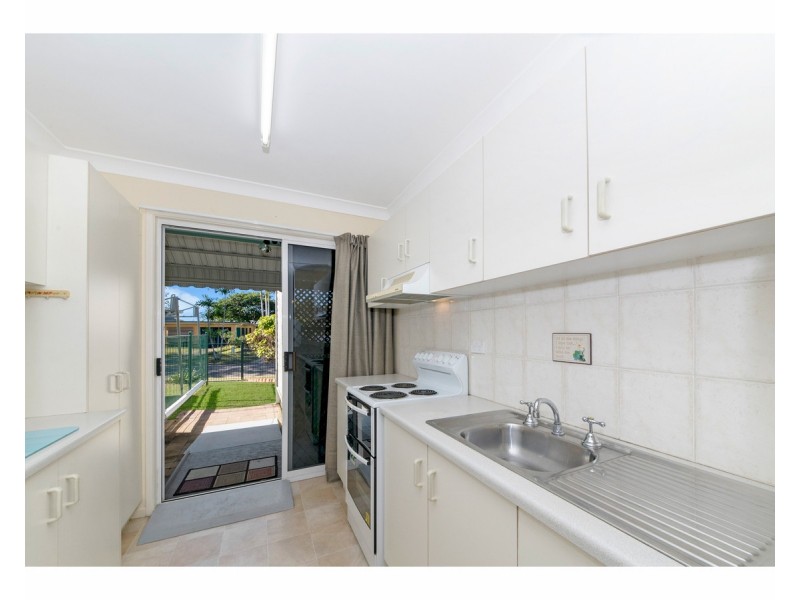 63/17-19 Albert Street, Cranbrook QLD 4814