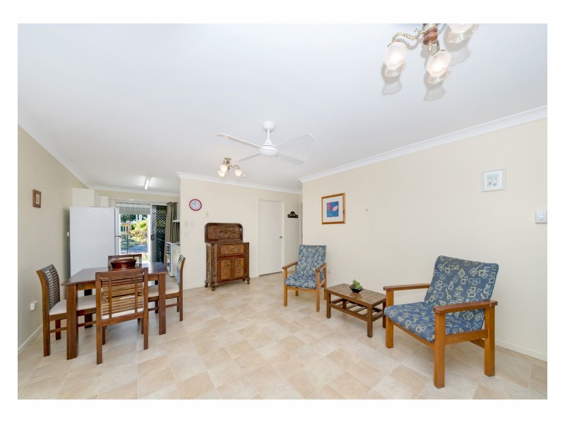 63/17-19 Albert Street, Cranbrook QLD 4814