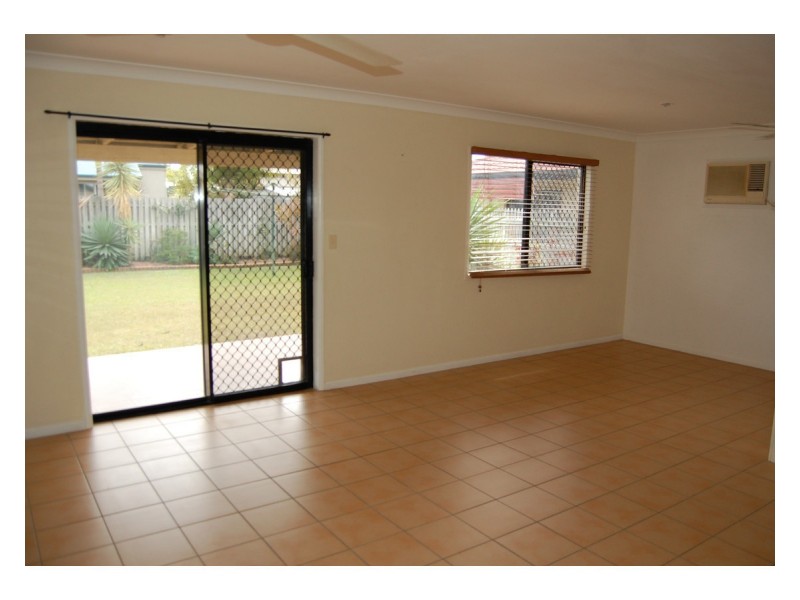 12 Jasmine Court, Kirwan QLD 4817