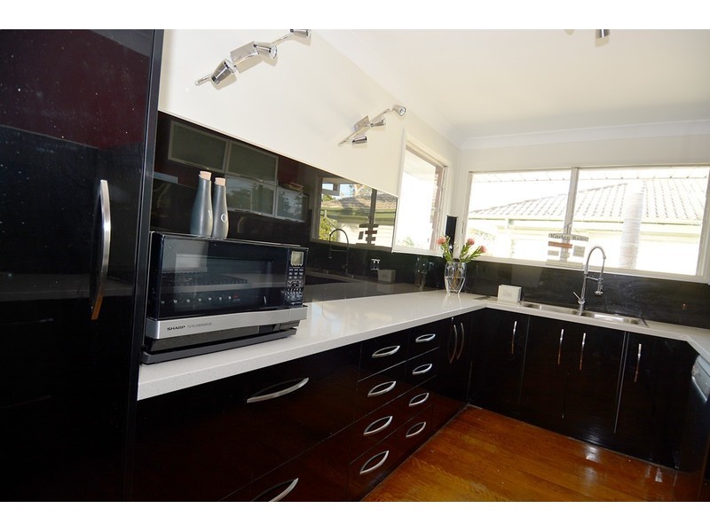 11 Croft Street, Heatley QLD 4814