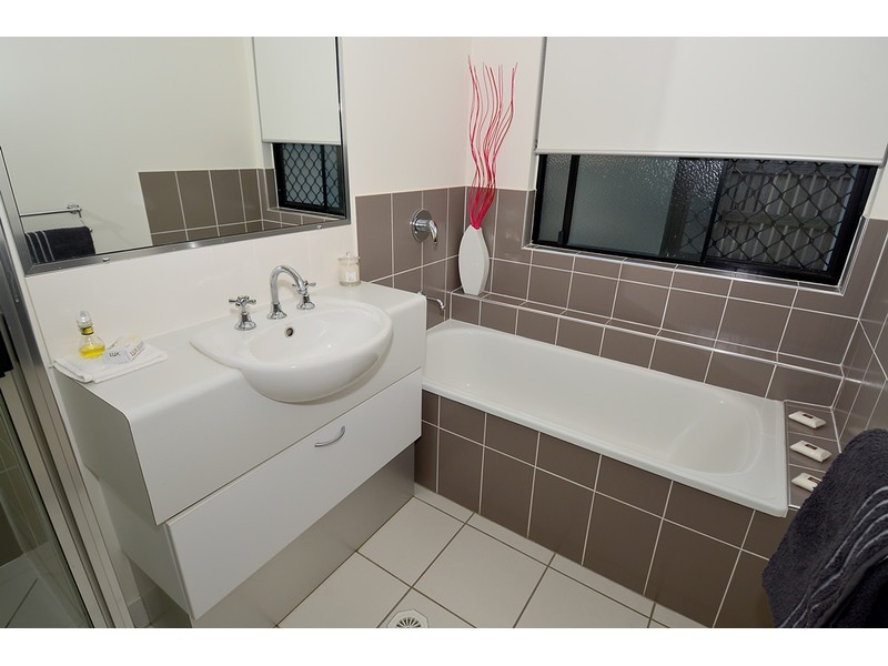 6 Wexham Court, Kirwan QLD 4817