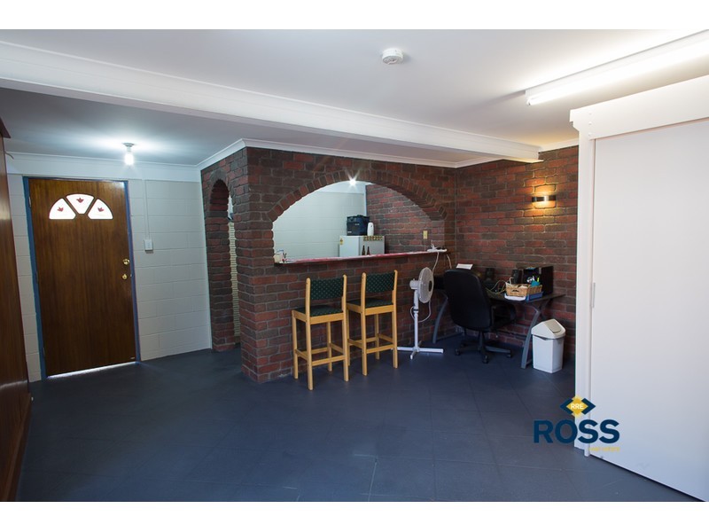 41 Ives Street, Kirwan QLD 4817