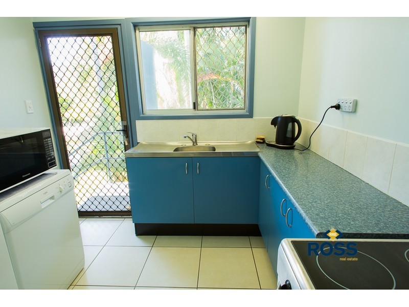 41 Ives Street, Kirwan QLD 4817