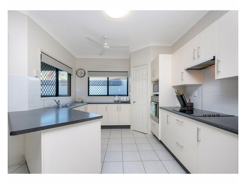 26 Tambo Court, Mount Louisa QLD 4814