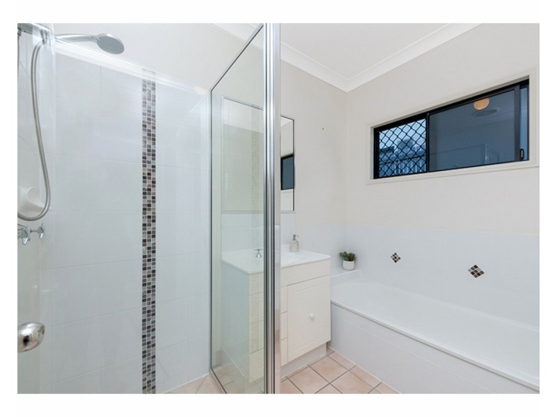 26 Tambo Court, Mount Louisa QLD 4814