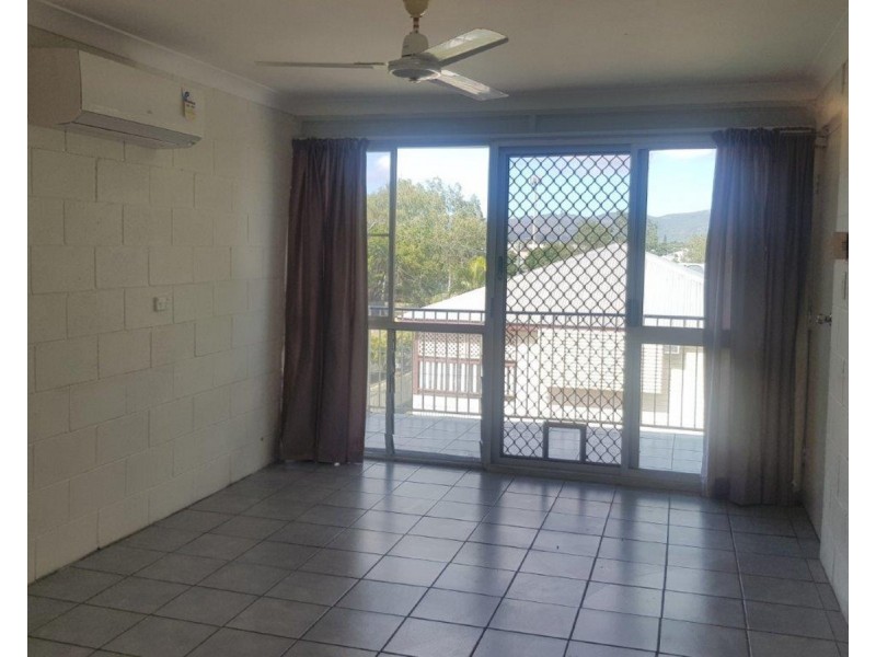 7/11 Vaughan Street, West End QLD 4810