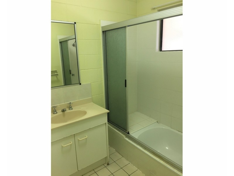 2/4 Pope Street, Aitkenvale QLD 4814