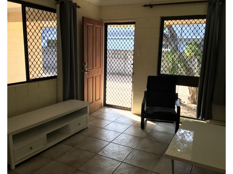 2/4 Pope Street, Aitkenvale QLD 4814