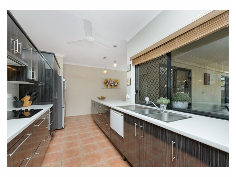 2 Lakewood Avenue, Kirwan QLD 4817