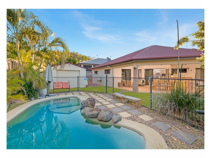 10 Kiandra Place, Mount Louisa QLD 4814