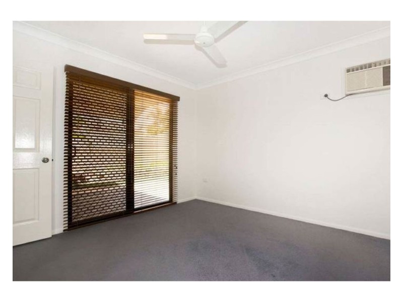 2 Carallia Place, Douglas QLD 4814