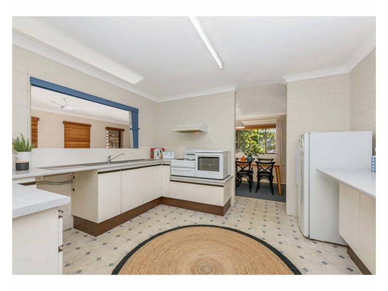 9 Banora Court, Mount Louisa QLD 4814