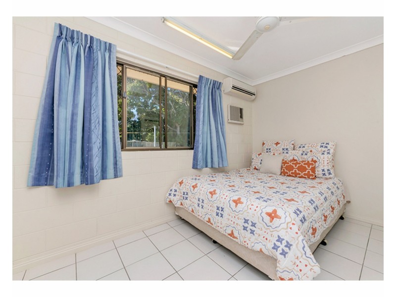 9 Banora Court, Mount Louisa QLD 4814