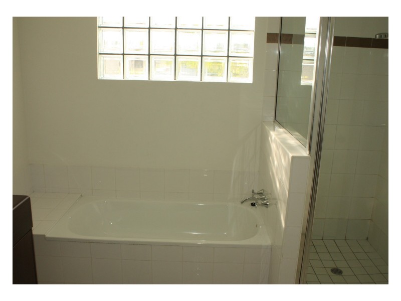 6/130 Eyre Street, North Ward QLD 4810