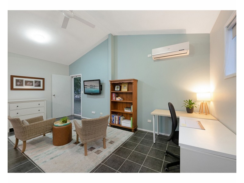 25 Flagstone Avenue, Rangewood QLD 4817