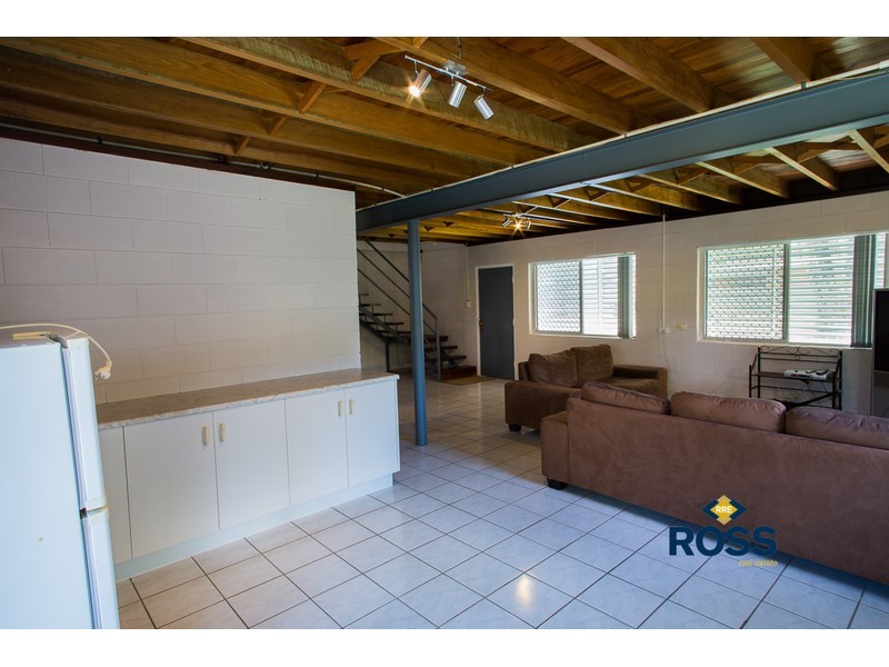 6 Northwest Crescent, Cranbrook QLD 4814