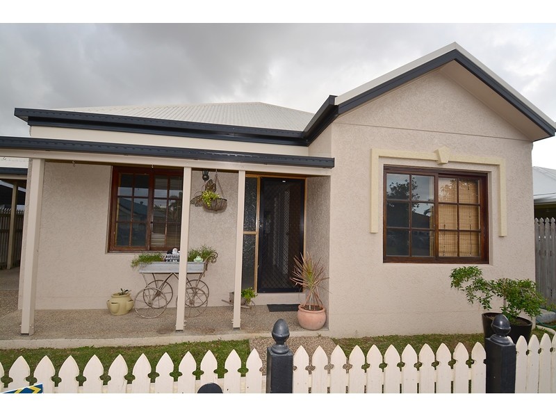 35 Gardenia Avenue, Kirwan QLD 4817