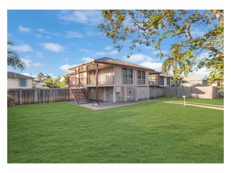 25 Pixley Crescent, Heatley QLD 4814