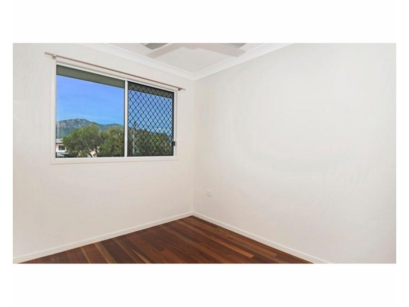 34 Albert Street, Cranbrook QLD 4814